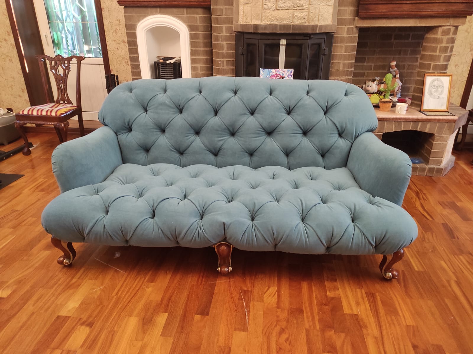 Перетяжка дивана. Новая Ладога