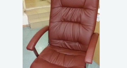 Обтяжка офисного кресла. Новая Ладога
